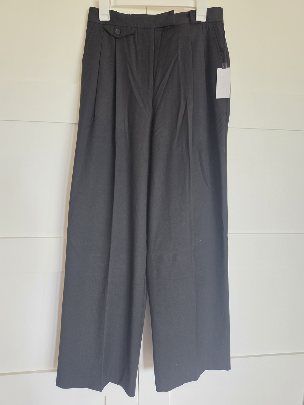 ASTR The Label Black Wide-Leg Dress Pants